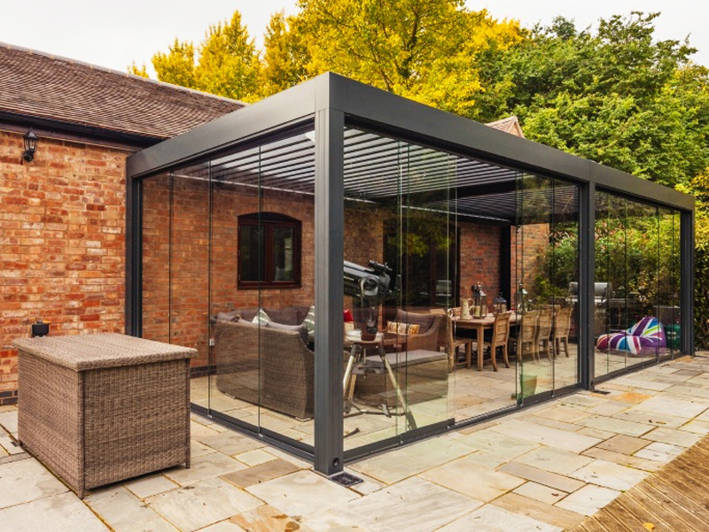 Louver-pergola-made-with-frameless-galss-doors.jpg